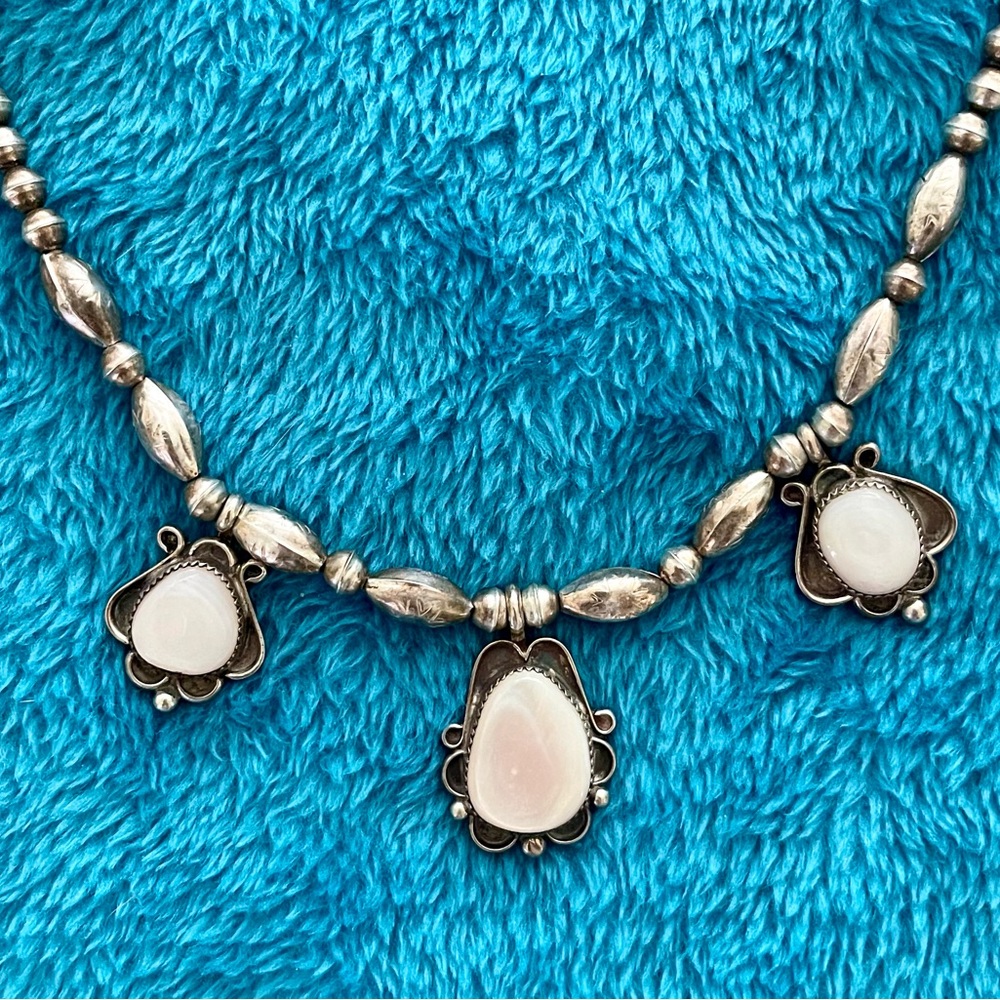 Vintage Native American Mother of Pearl MOP Sterling Silver Necklace